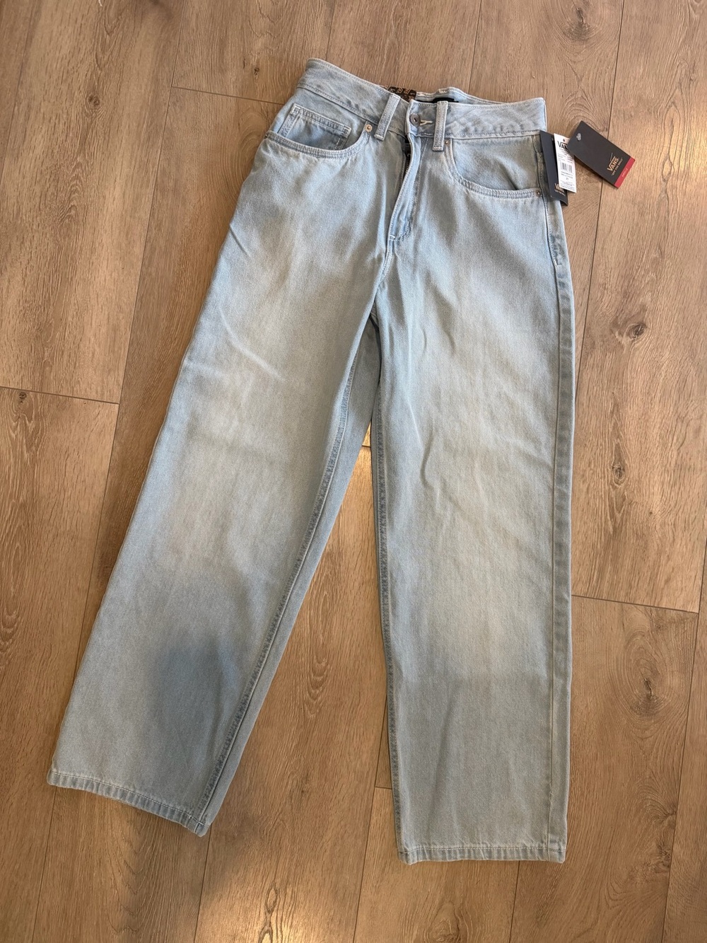 Vans Women’s Baggy Light Wash Sirelle Jeans